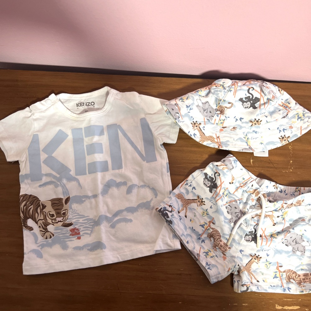 Baby Kenzo Short Set.